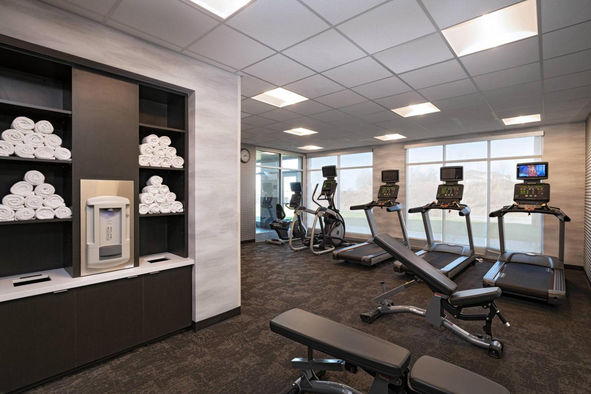Fairfield Inn & Suites By Marriott Oskaloosa Екстериор снимка