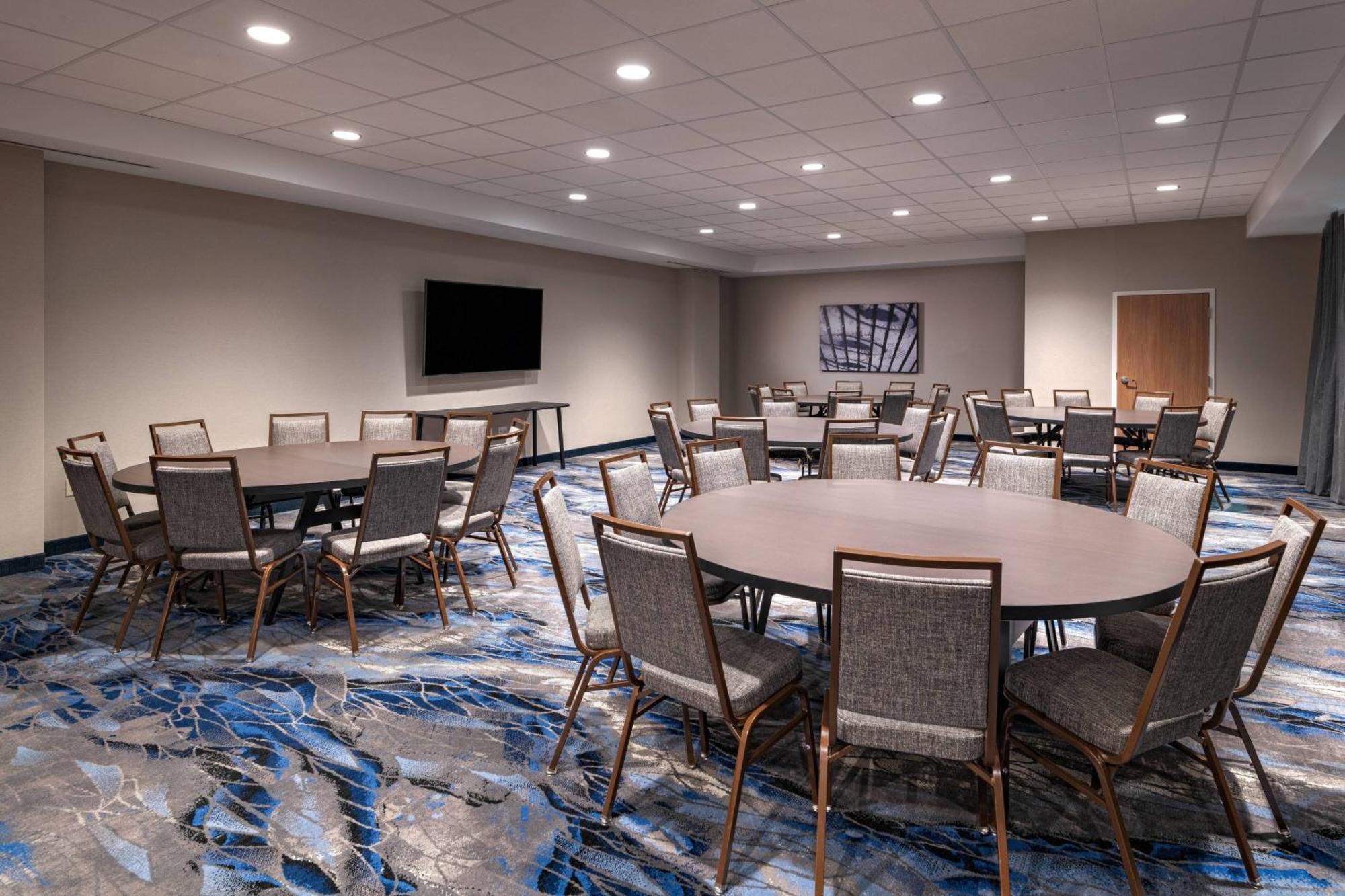 Fairfield Inn & Suites By Marriott Oskaloosa Екстериор снимка