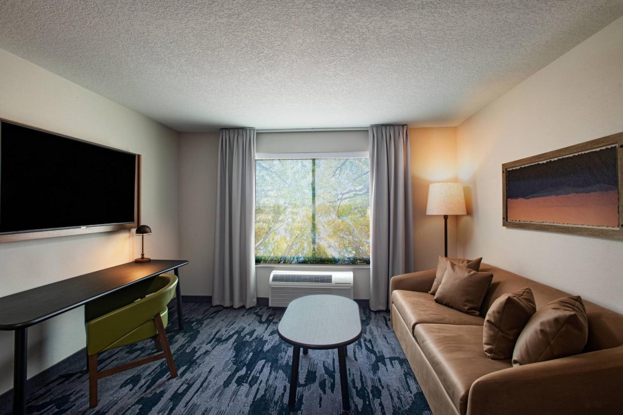 Fairfield Inn & Suites By Marriott Oskaloosa Екстериор снимка